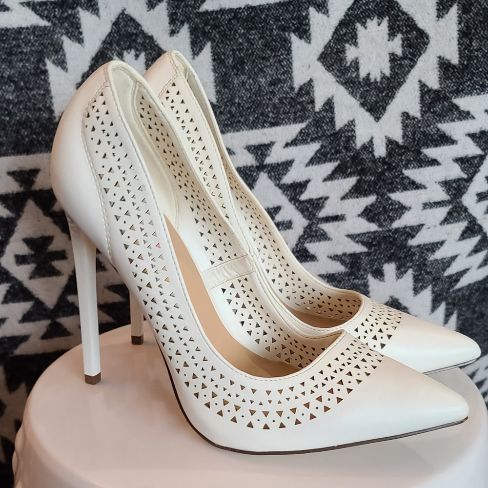 JustFab Pumps